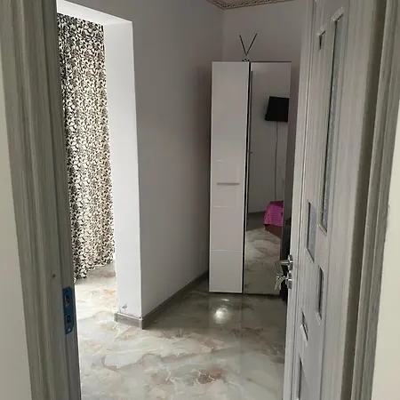 Apartament Beta Saturn