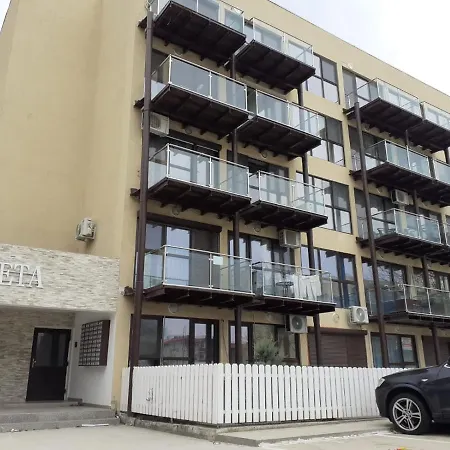 Apartament Beta Saturn